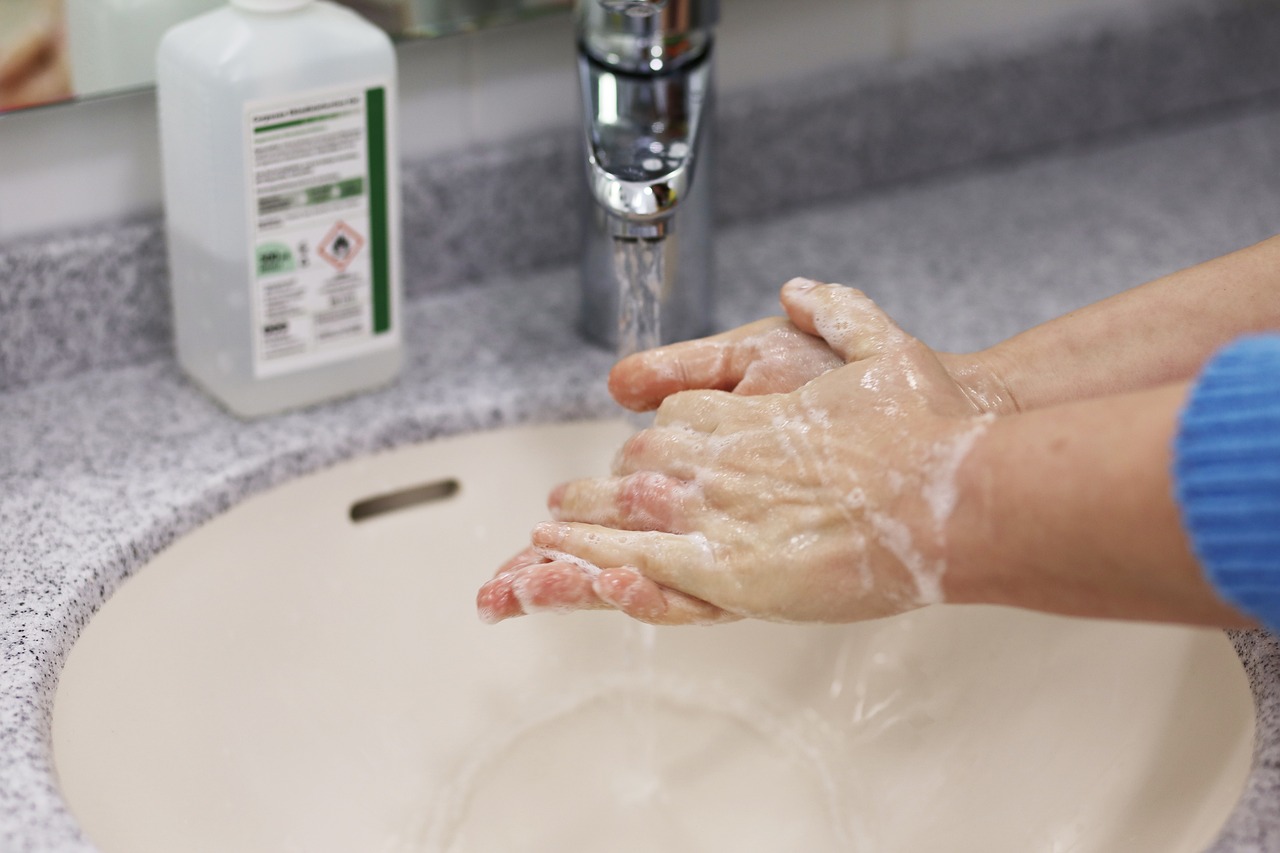 Building Trust Through Hygiene: How to Impress Your Guests with Quality Amenities