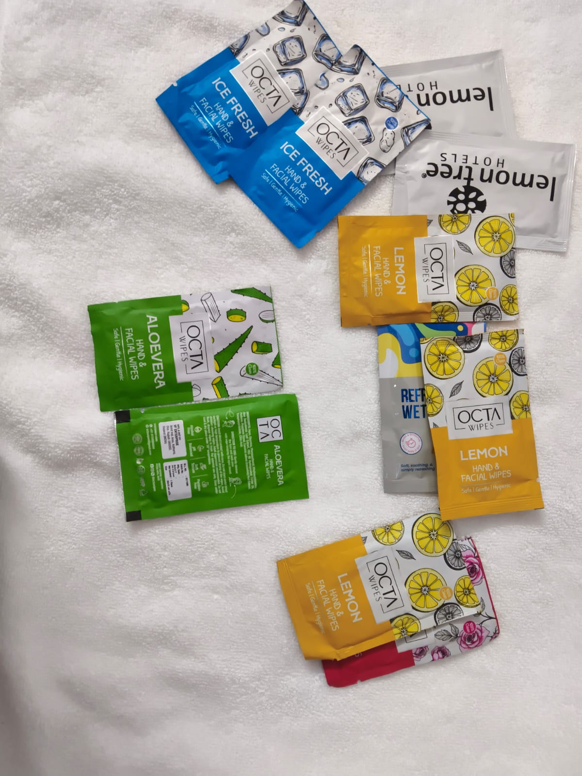 Premium refreshing wet wipes for hotels and resorts in multiple fragrances