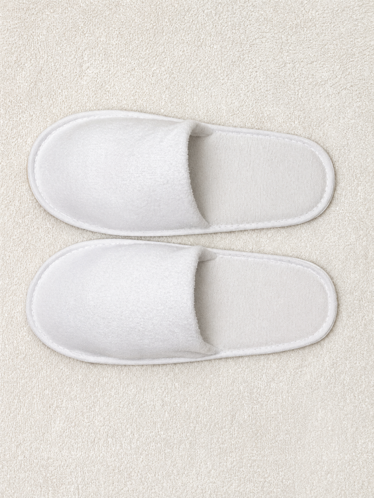 Universal Slippers for Modern Hotels